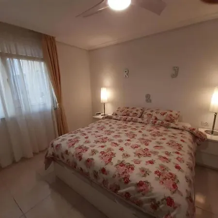 Recently Refurbished, Large, 1 Bed Apartment, In Quiet Location Apartment